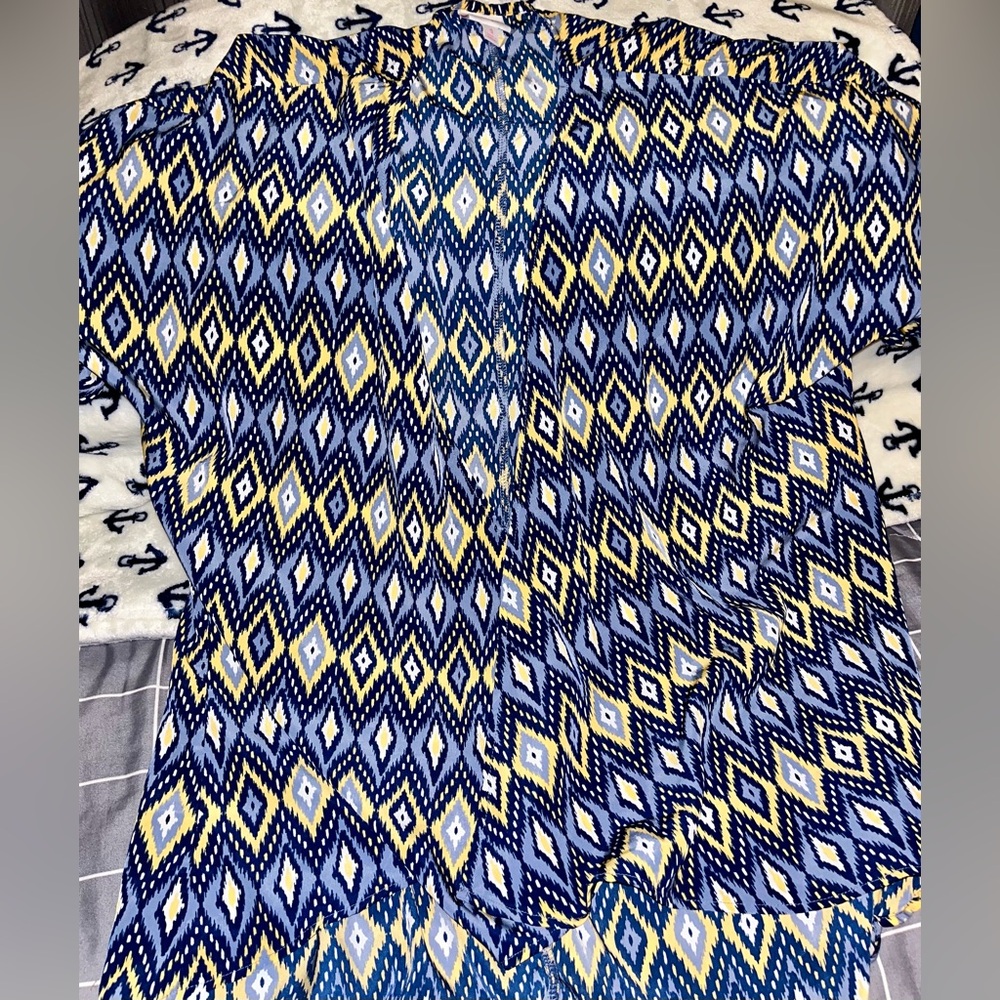 LuLaRoe Small Blue, Yellow & White Print Kimono